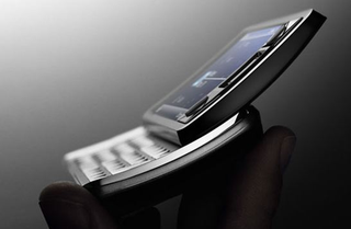 Illustration for article titled XPERIA X1 Hiptop Killer: Sony Ericsson's First Video Plus Gallery